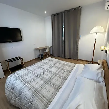 Guest house Little House Leonardo Airport Azzano San Paolo