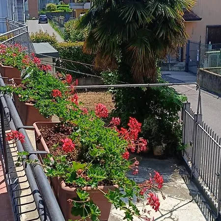 Pensjonat Little House Leonardo Airport Azzano San Paolo